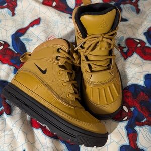 Nike ACG Kids Boots
